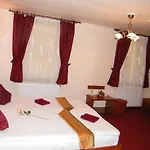 Hotel Pensiune Natural 3*